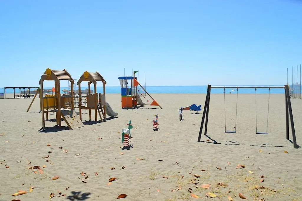 Nuevo, Disfruta Del Silencio, Familias Con Ninos, Aire Acondicionado, 2 Banos , Playa Apartment Benajarafe
