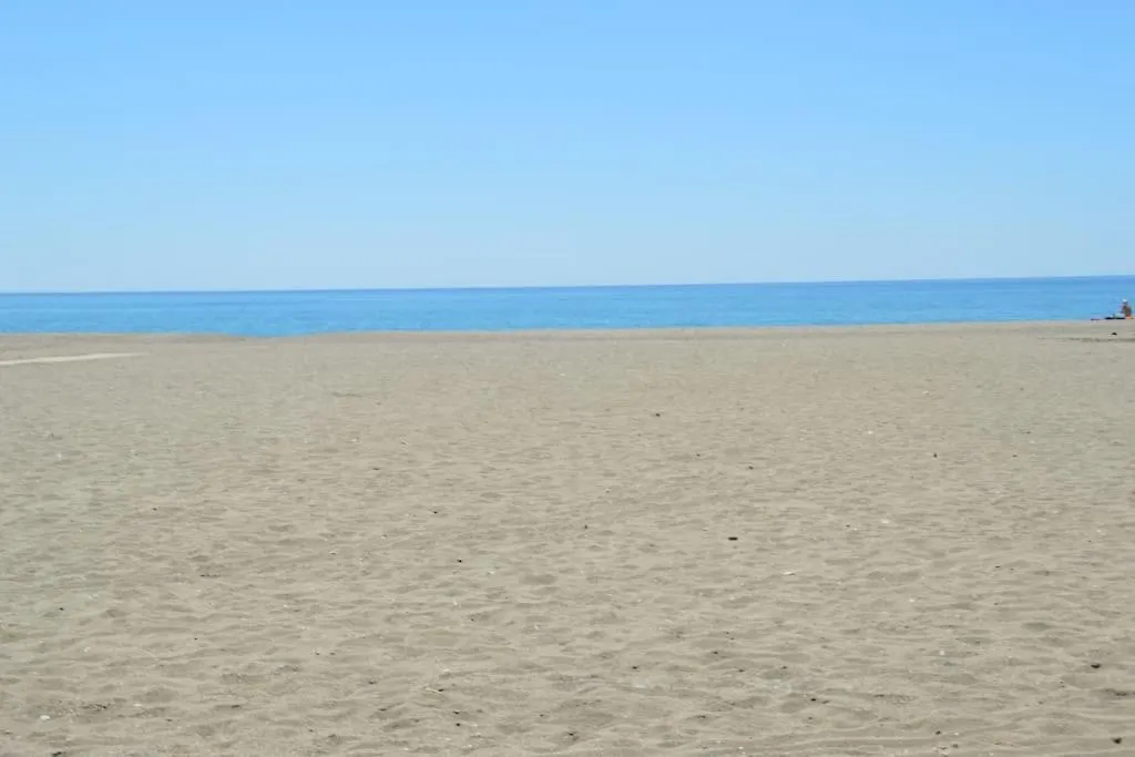 Nuevo, Disfruta Del Silencio, Familias Con Ninos, Aire Acondicionado, 2 Banos , Playa Apartment Benajarafe